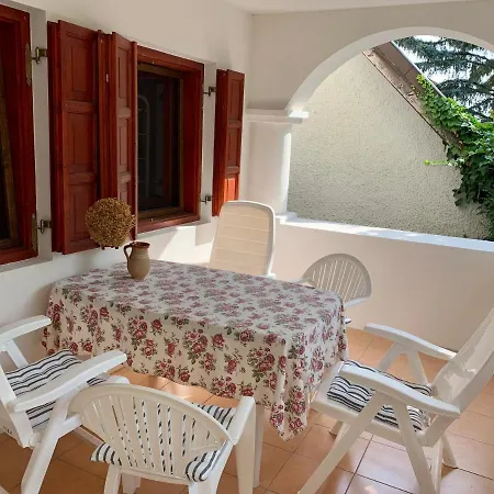 Holiday home Hortenzias Haz *
